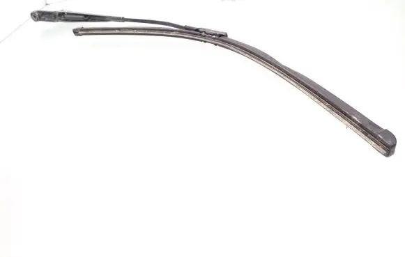 Opel Zafira B Front wiper blade arm 13145563