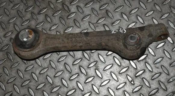 Chrysler 300C Front lower control arm/wishbone