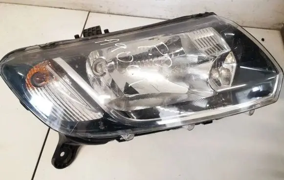 Dacia Sandero Headlight/headlamp 00246018 107737r