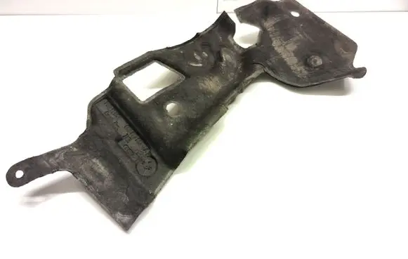 Audi Q5 SQ5 Heat shield in engine bay 8R0863891