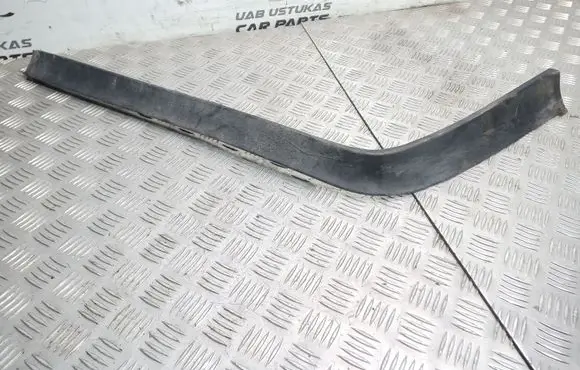 Audi 100 200 5000 C3 Front bumper lip 443805618