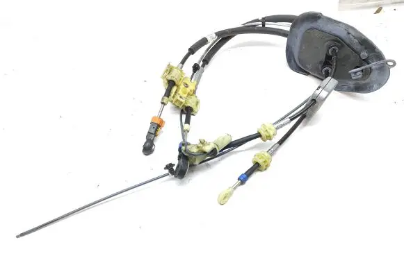 Peugeot 5008 II Gear shift cable linkage