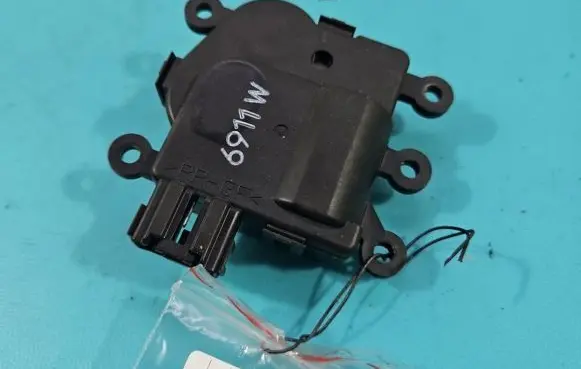 Mazda CX-5 A/C air flow flap actuator/motor 6911W IMPRK1392708
