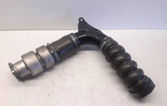 Ford Focus Intercooler hose/pipe