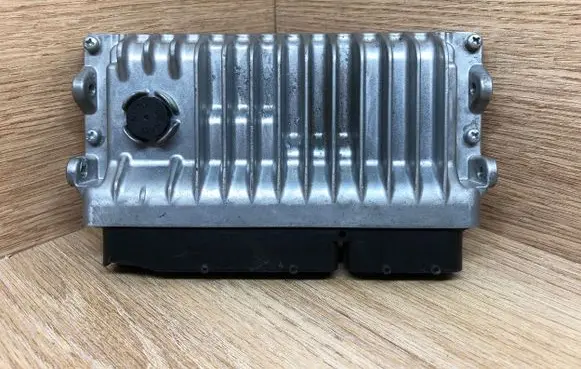 Toyota Auris E180 Engine control unit/module 896610ZU60 MB2756009480