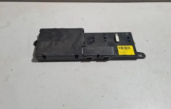Jaguar XJ X351 Fuse module AW9314A073FA 318986049 18997000000