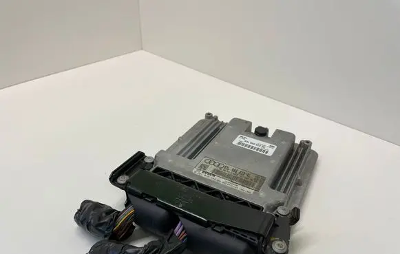 Audi A4 S4 B8 8K Engine control unit/module 03L906022RL