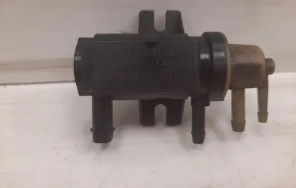 Mercedes-Benz E W212 Turbo solenoid valve A0091533128 70078208