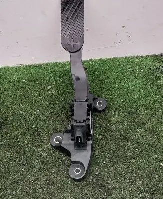 KIA EV6 Accelerator throttle pedal 00136810 32700