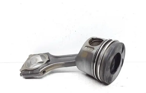 Mercedes-Benz E W211 Piston with connecting rod 8854