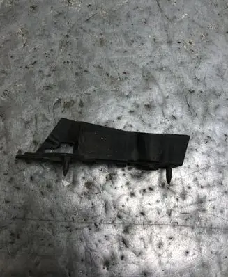 Audi A4 S4 B8 8K Front bumper mounting bracket 8K0807284