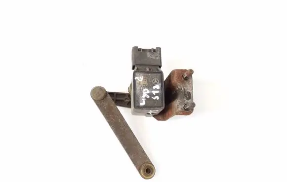 Mercedes-Benz CLS C219 Air suspension front height level sensor A0105421717