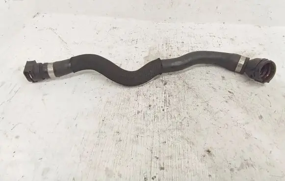 BMW 4 F32 F33 Engine coolant pipe/hose 7612446