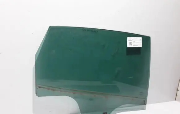 Renault Arkana Rear door window glass 823000924R