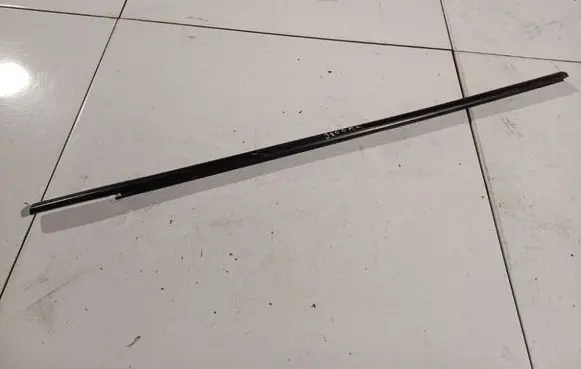 Mazda 5 Front door glass trim molding 