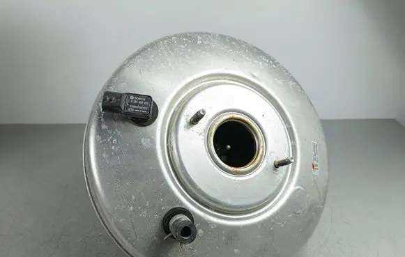 Mitsubishi Outlander IV Brake booster 4680A351 0204J01252
