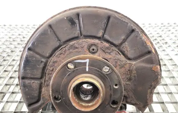 Volkswagen PASSAT CC Front wheel hub spindle knuckle