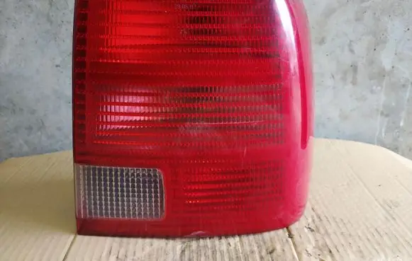 Volkswagen PASSAT B5 Rear/tail lights 3B5945096F