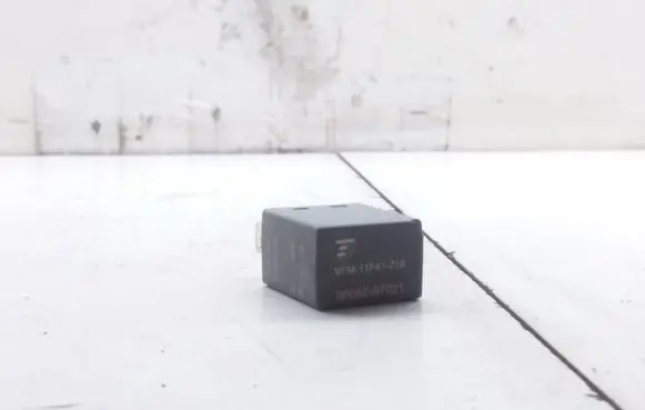 Toyota C-HR I Other relay 9008087021