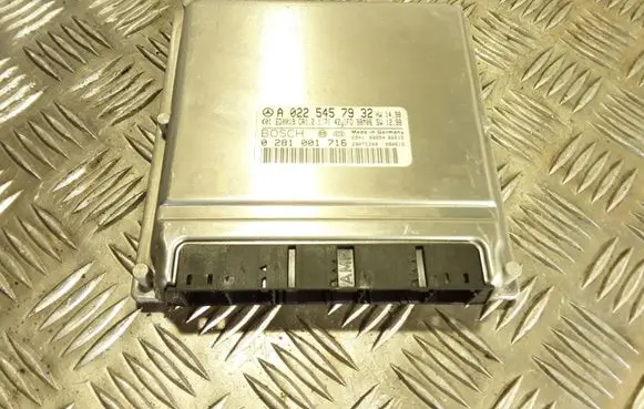Mercedes-Benz A W168 Engine control unit/module A0225457932 0281001716