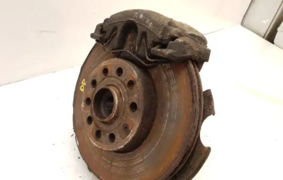Volkswagen Touran I Front wheel hub spindle knuckle