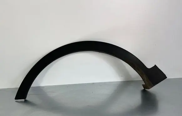 Hyundai Santa Fe Front arch trim 877112W000