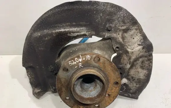 BMW 5 E60 E61 Front wheel hub 676954R