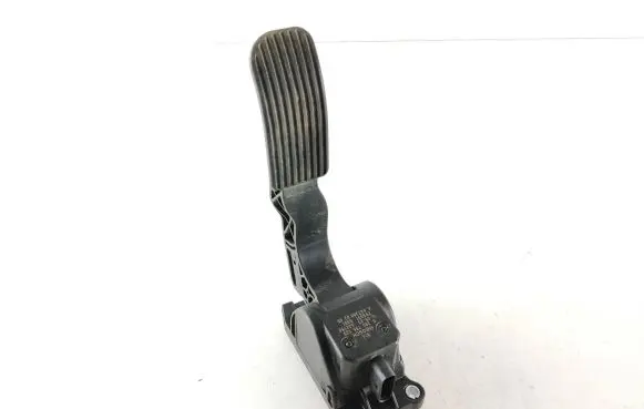 Mercedes-Benz Sprinter W906 Accelerator throttle pedal A4473000200 0280755025 ZGS0010001