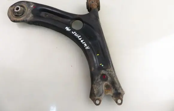 Volkswagen Jetta VI Front control arm 5C0407152D