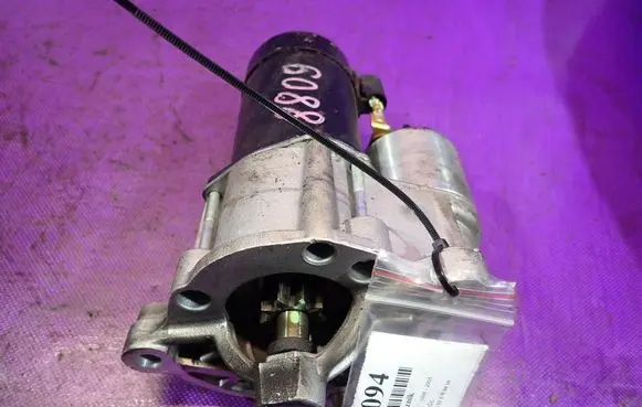 Peugeot 206 CC Starter motor S3010
