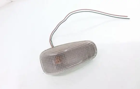 Mercedes-Benz Vaneo W414 Front fender indicator light 1511 WY5W