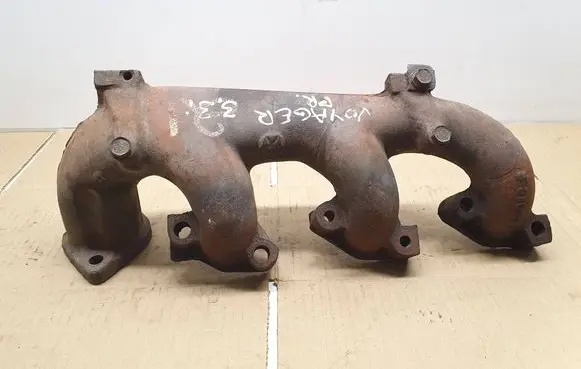 Chrysler Voyager Exhaust manifold 44480102