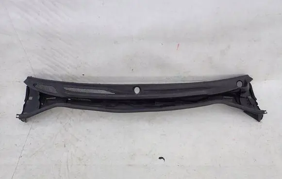 Toyota Land Cruiser (J200) Wiper trim 5570860090