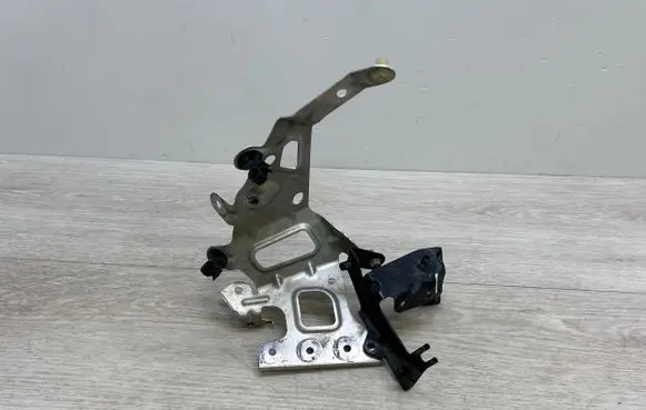 Porsche Panamera (970) Other engine bay part 97010633502 97050467902