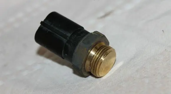 Seat Alhambra (Mk1) Coolant temperature sensor 1J0959481A
