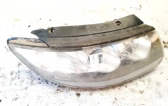Hyundai Santa Fe Headlight/headlamp e13251839