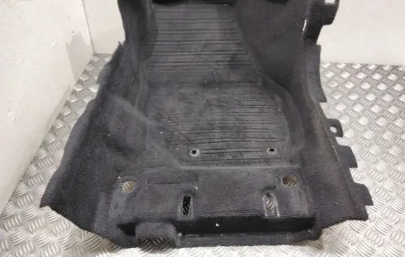 Volvo V70 Front floor carpet liner 39827067