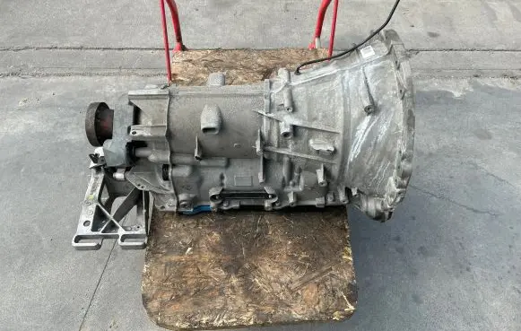 Jaguar XF X260 Automatic gearbox 8HP-45 9147304 STVECKL090