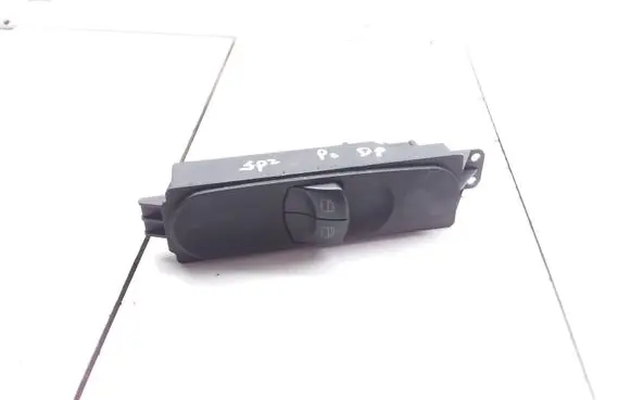 Mercedes-Benz Sprinter W906 Electric window control switch A9065451513