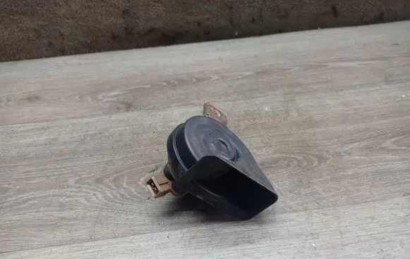 Volvo V70 Horn signal 0055306