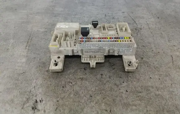 Volvo V50 Fuse box set 3125474931268178