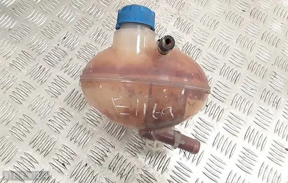 Fiat 500L Coolant expansion tank/reservoir 51931808