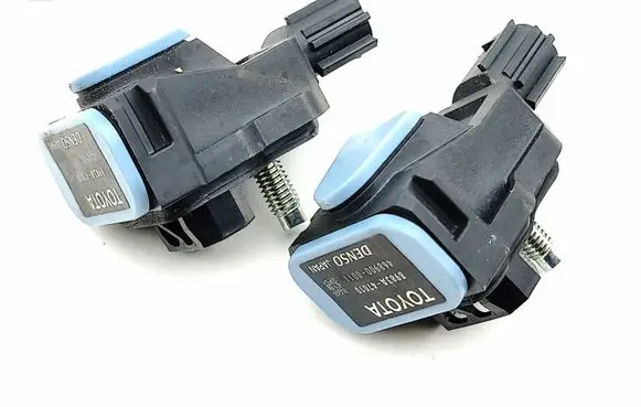 Lexus RX 450H Airbag deployment crash/impact sensor 8983A47010 4689000011