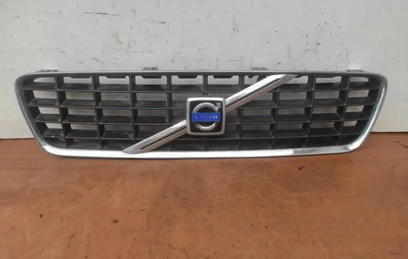 Volvo S60 Front grill