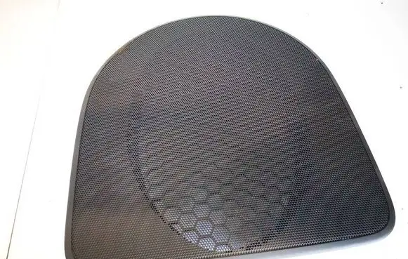 Side speaker trim/cover