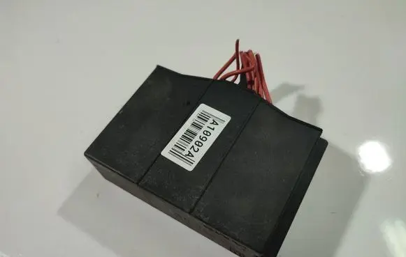 Opel Meriva A Fuse box set 90589541