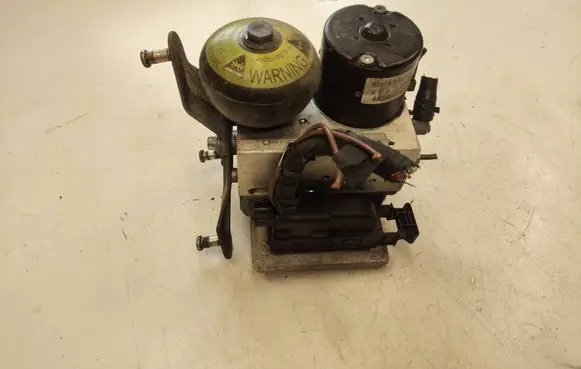 Mercedes-Benz E W211 ABS Pump A0054318012 0265250097 0506830801
