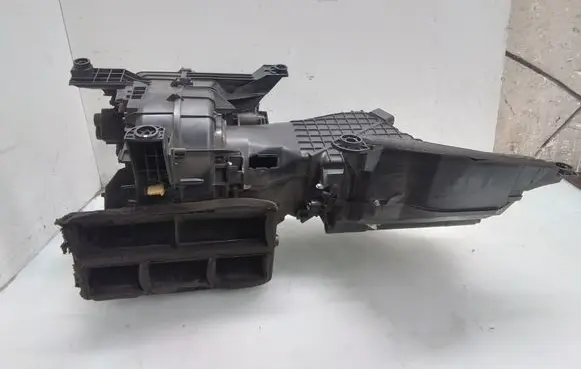 Peugeot 107 Interior heater climate box assembly housing 