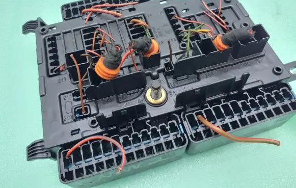 BMW 2 F45 Fuse module 61149270354 9270354