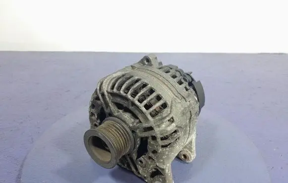 Renault Laguna II Generator/alternator 8200404300
